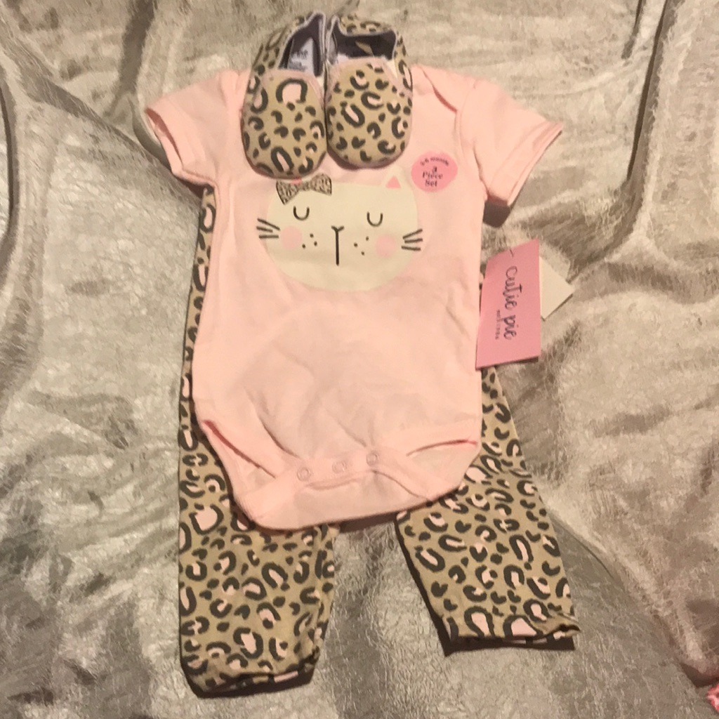Brand New 3pc Matching Set Shoes Pants Onsie
